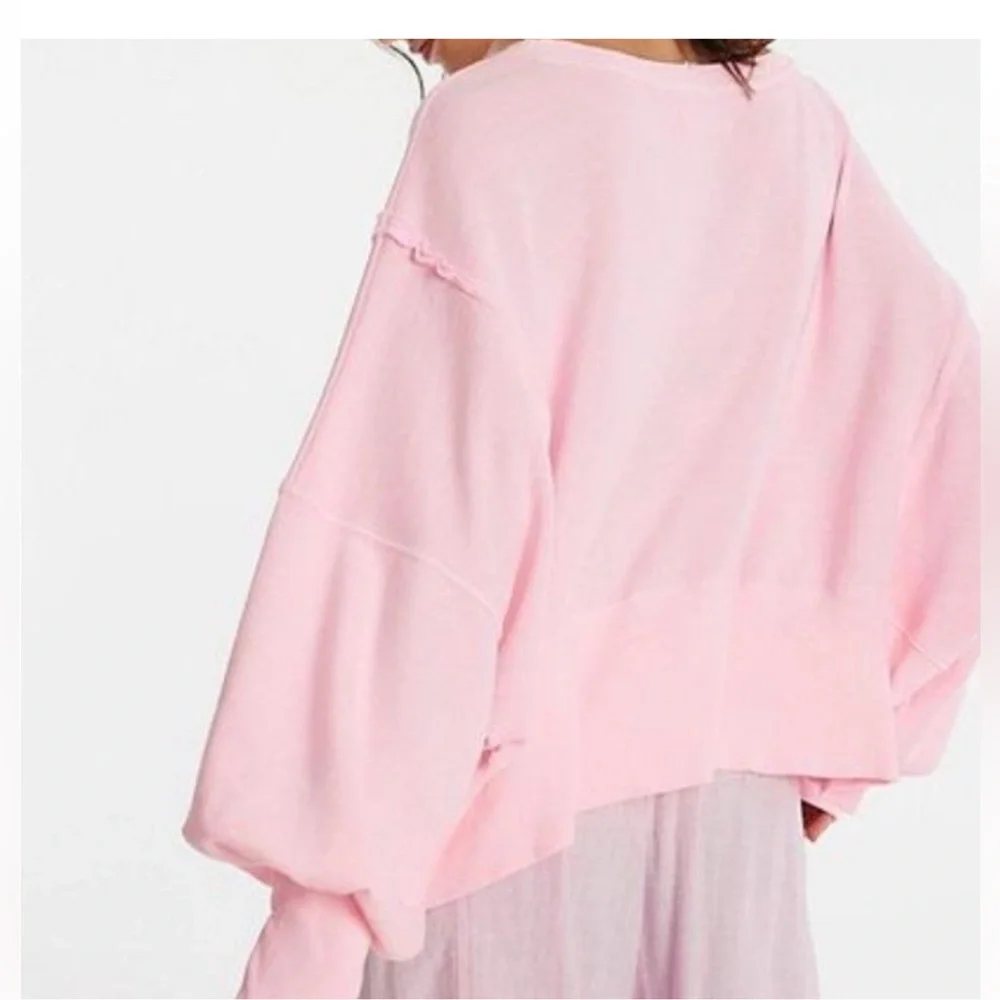 NWT Free People We The Free Camden Cropped Sweatshirt Pink Flame Sz Medium - Picture 2 of 13